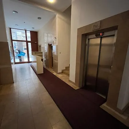 Pleasure Place Apartment *