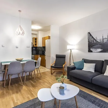 Pleasure Place Apartment *