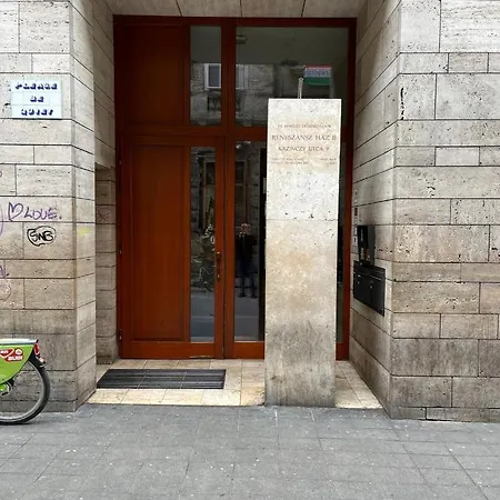 Pleasure Place Budapeste